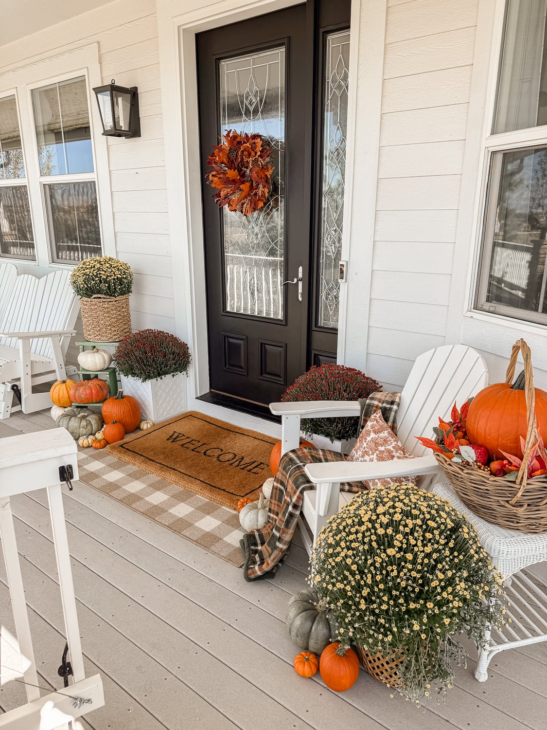 Simple and Cozy Fall Country Porch
